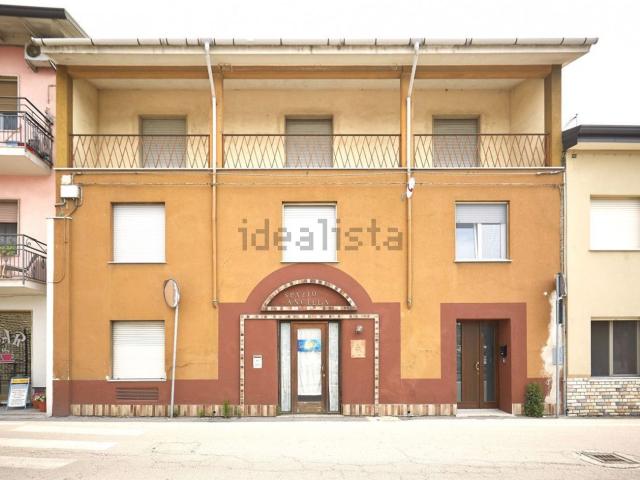 Villetta a schiera in vendita di 580 m²