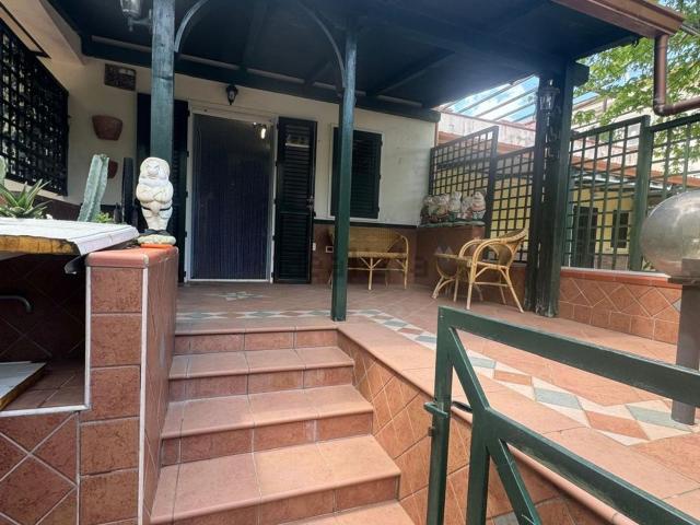 Villetta a schiera in vendita di 60 m² in Contrada Zolfara, 1