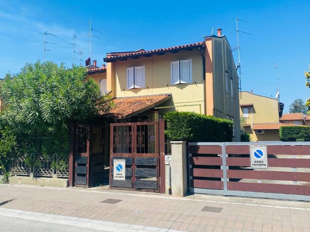 Villetta a schiera in vendita di 60 m² in Viale Mar Adriatico