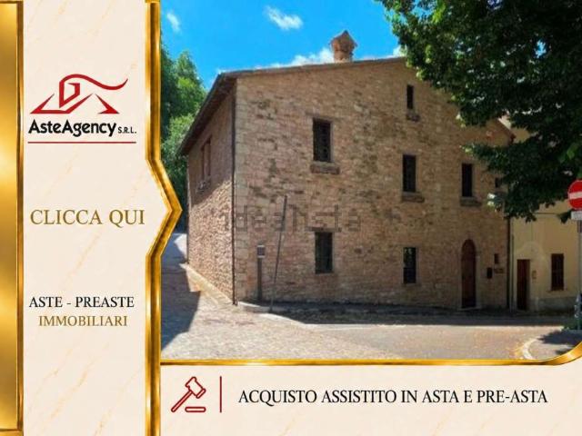 Villetta a schiera in vendita di 655 m² in Via Gugliemo Marconi, 1