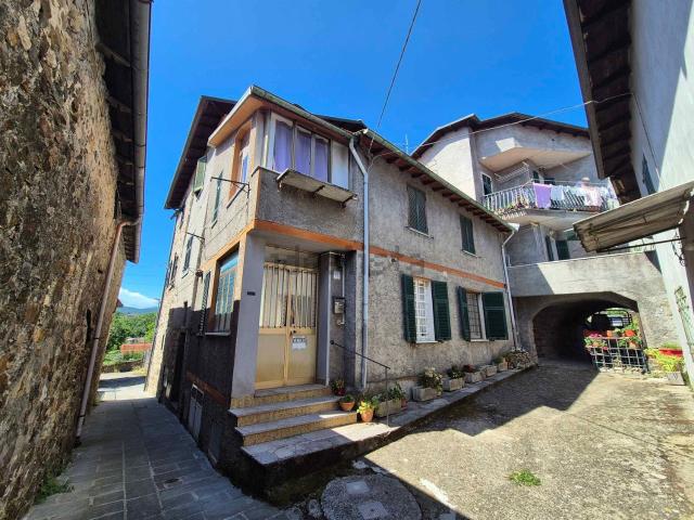 Villetta a schiera in vendita di 65 m² in Via Sant&apos Anna, 11