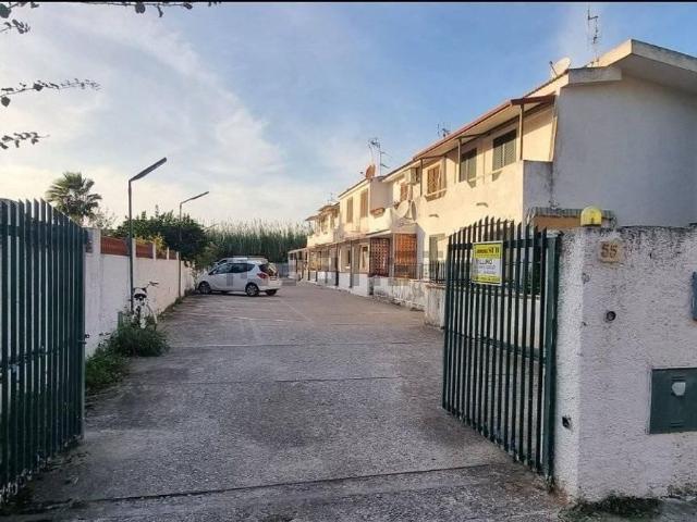 Villetta a schiera in vendita di 65 m² in Viale Nausicaa, 57