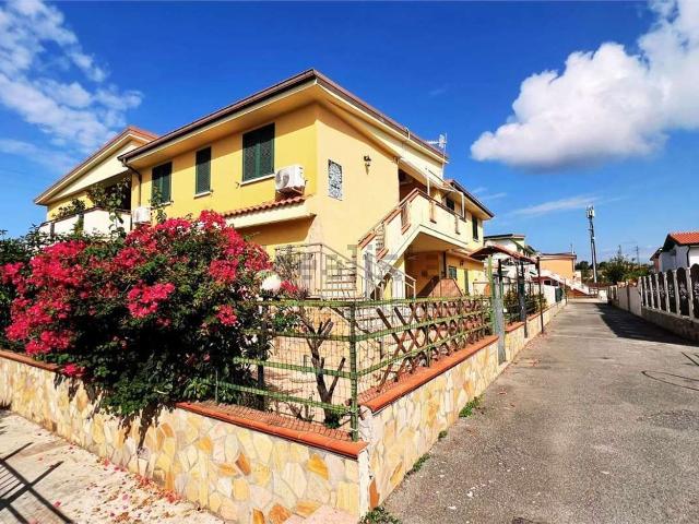 Villetta a schiera in vendita di 65 m² in Viale Raffaello