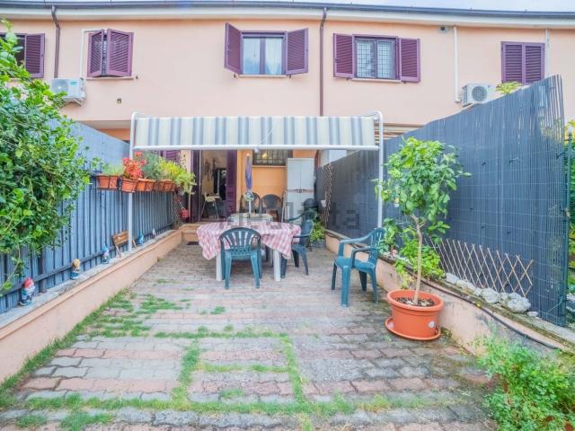 Villetta a schiera in vendita di 69 m² in Via delle Querce