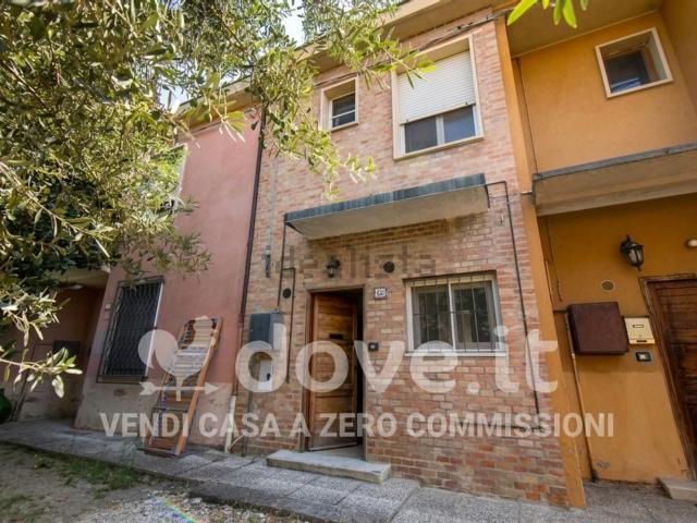 Villetta a schiera in vendita di 73 m² in Via Circonvallazione, 66