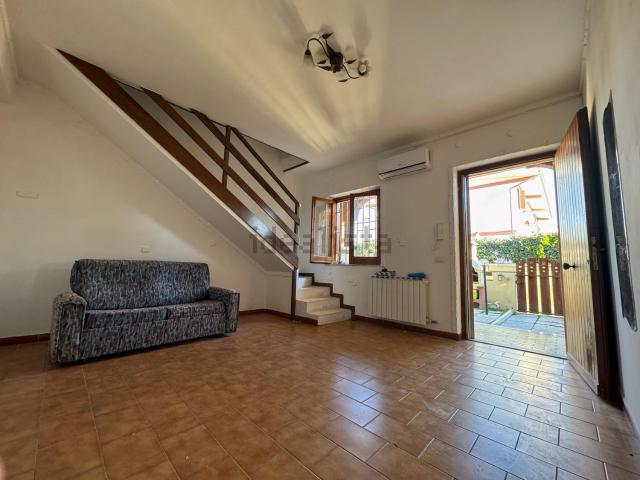 Villetta a schiera in vendita di 73 m² in Via Levante, 19