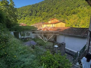Villetta a schiera in vendita di 70 m² in Via Carriona di Ravaccione, 35