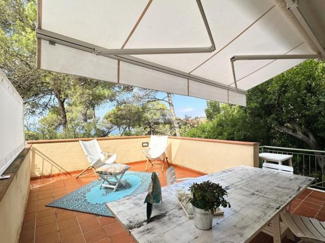 Villetta a schiera in vendita di 70 m² in Via degli Oleastri, 57128
