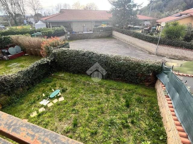 Villetta a schiera in vendita di 70 m² in Via di Monterosi, 17