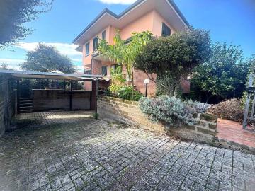 Villetta a schiera in vendita di 70 m²