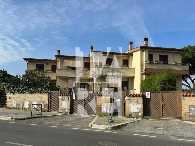 Villetta a schiera in vendita di 77 m² in Via di Casal Morena, 126