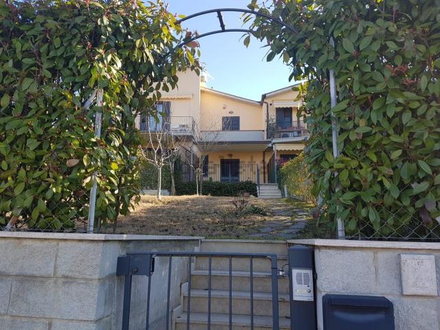Villetta a schiera in vendita di 75 m² in Strada Eugenio Montale, 4