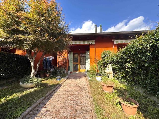 Villetta a schiera in vendita di 75 m² in Via Rugoletto, 66