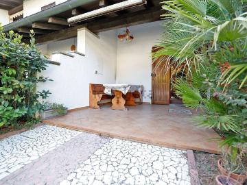 Casa in vendita a Lidi Ferraresi - Parcheggio auto