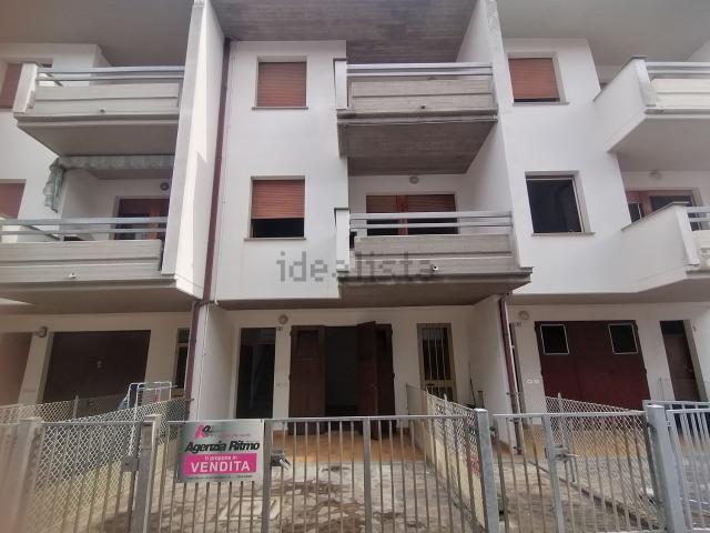 Villetta a schiera in vendita di 79 m² in Via della Prora, 11