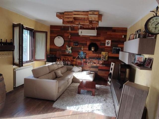 Villetta a schiera in vendita di 80 m² in Via Celia, 11