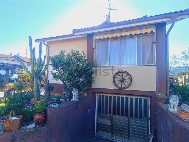 Villetta a schiera in vendita di 80 m² in Via crociata, 7