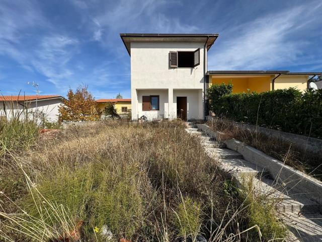 Villetta a schiera in vendita di 80 m² in Via Monteverde