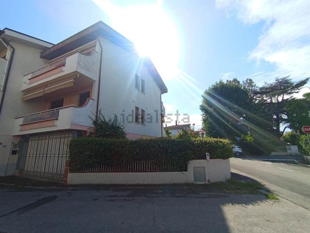 Villetta a schiera in vendita di 80 m²