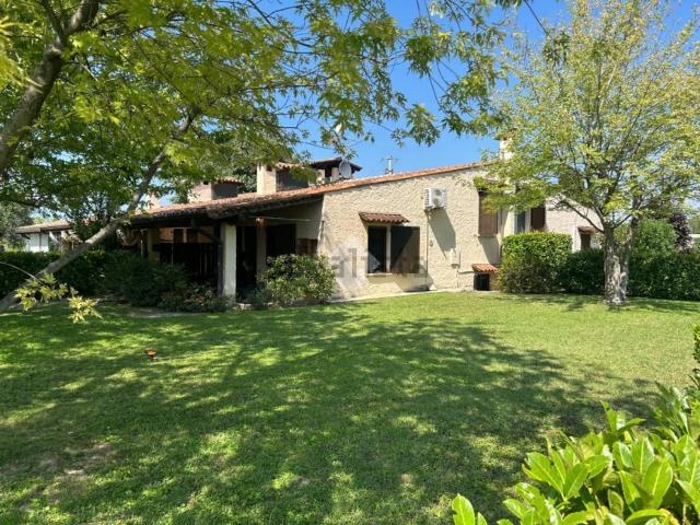 Villetta a schiera in vendita di 82 m² in Località Gozza, 1
