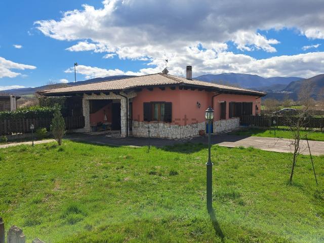 Villetta a schiera in vendita di 82 m² in Strada Comunale Piana, 8