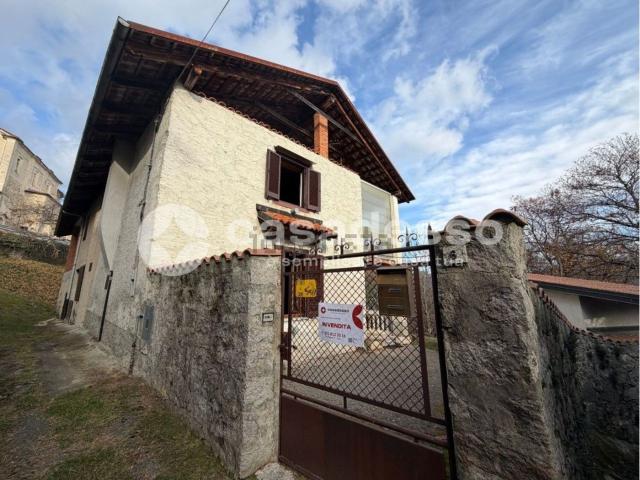 Villetta a schiera in vendita di 82 m² in Frazione CAVAGLIA STERNA, 1