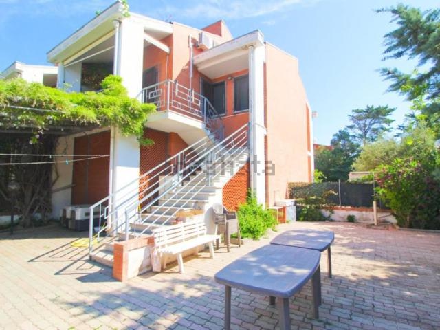 Villetta a schiera in vendita di 87 m² in Via Lecce, 34