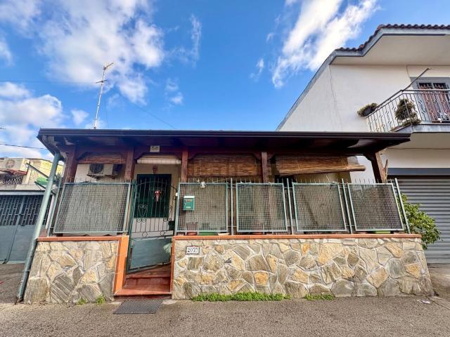 Villetta a schiera in vendita di 85 m² in Via Torretta Fiorillo