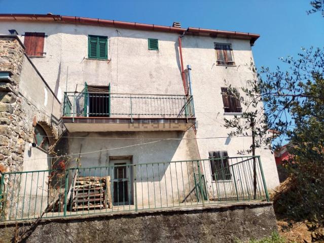 Villetta a schiera in vendita di 85 m² in Via Chiesa in Stadomelli, 9