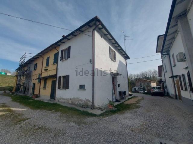 Villetta a schiera in vendita di 85 m² in Via Confine Inferiore, 125