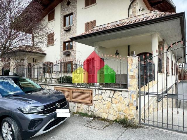 Villetta a schiera in vendita di 85 m² in Via PIANA LIBERATO