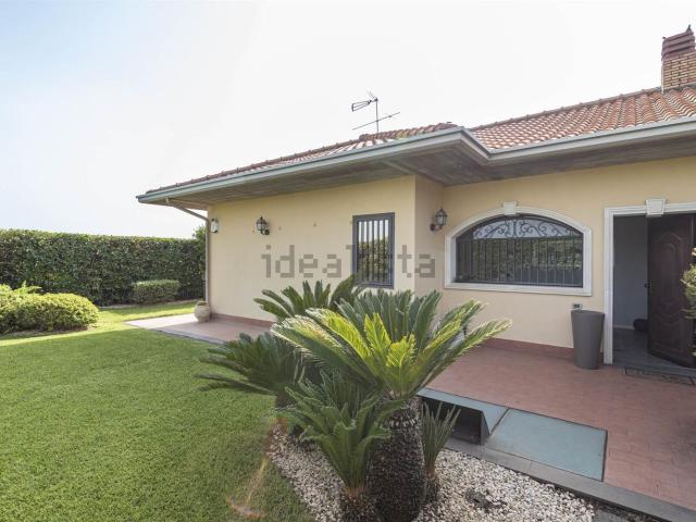 Villetta a schiera in vendita di 160 m² in Via Trieste, 40