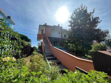 Villetta a schiera in vendita di 88 m² in Viale Marziale, 18