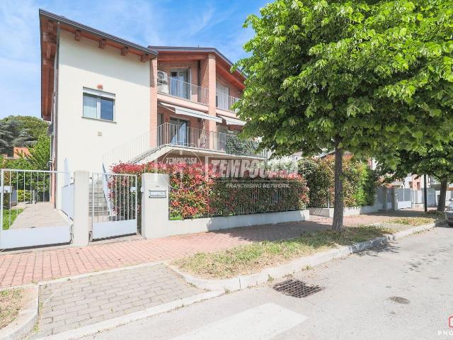 Villetta a schiera in vendita di 89 m² in Via Claudio Monteverdi
