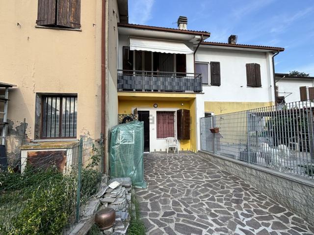 Villetta a schiera in vendita di 93 m² in Località Casigno, 83