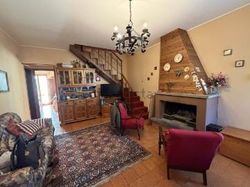 Villetta a schiera in vendita di 93 m² in Via Vallesina