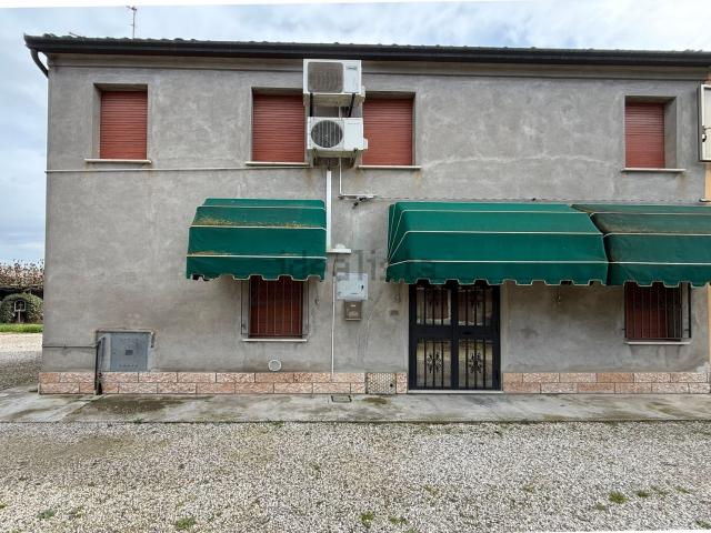 Villetta a schiera in vendita di 93 m² in Via del Mare, 297