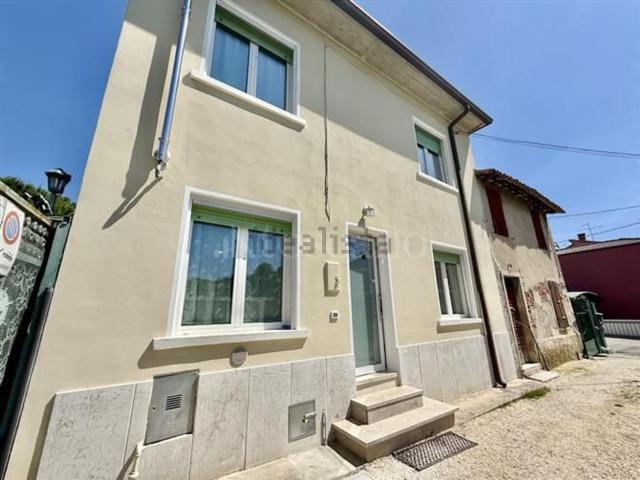 Case e ville in vendita di 90 m² in Borgo Secolo