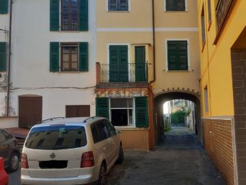 Villetta a schiera in vendita di 90 m² in Vico Colombo, 1
