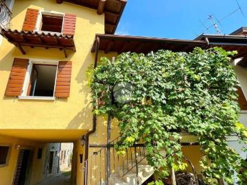 Villetta a schiera in vendita di 90 m² in Via Bezzuglio