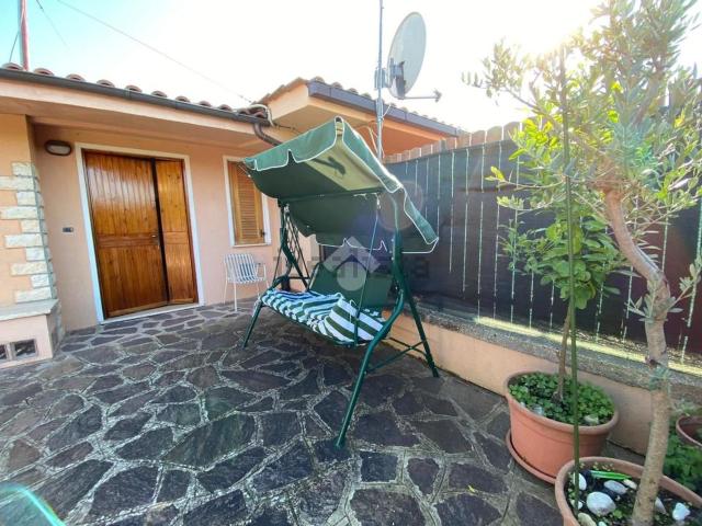 Villetta a schiera in vendita di 90 m² in Via dei Tirreni, 16