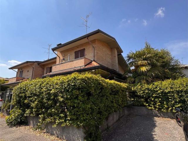 Villetta a schiera in vendita di 90 m² in Via Nazionale dei Giovi, 224