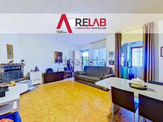Villetta a schiera in vendita di 90 m² in Via Peneo, 18
