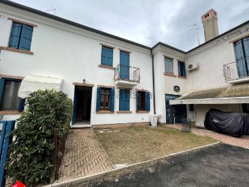 Villetta a schiera in vendita di 90 m² in Via Po, 15
