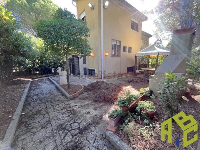 Villetta a schiera in vendita di 90 m² in Via Raffaello, 1