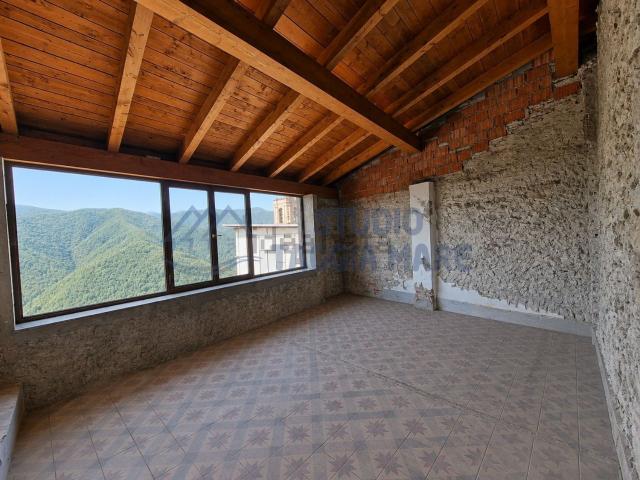 Villetta a schiera in vendita di 90 m² in Via Roma, 19