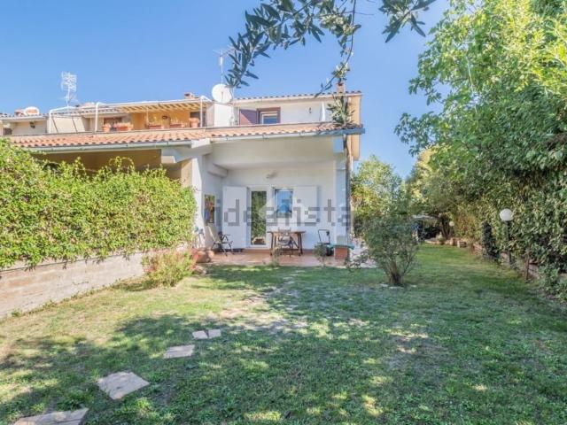Villetta a schiera in vendita di 90 m²