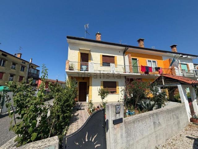 Villetta a schiera in vendita di 91 m²