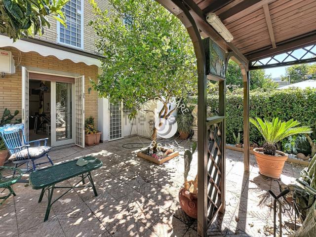 Villetta a schiera in vendita di 92 m² in Via Tanaro