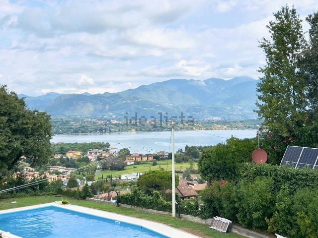 Villetta a schiera in vendita di 97 m² in Via del Melograno, 7